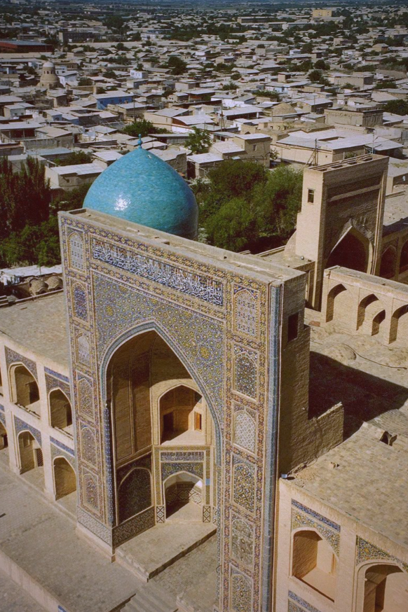 烏茲別克斯坦將禁止使用現金購買酒類